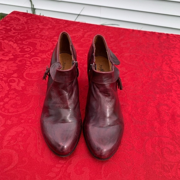 Regarde Le Ciel leather heeled ankle bootie size 40 8.5 spring summer tassel - Picture 7 of 14